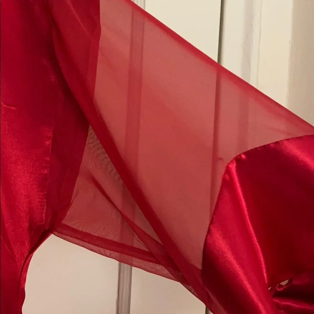 Bali Studio red wrap robe/ sleepwear size: M